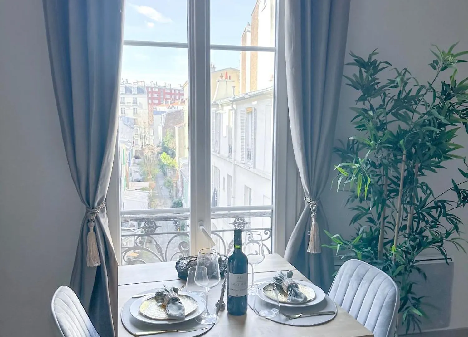 Appartement Villette - Buttes Chaumont'S Park -Entire Flats Parijs Frankrijk