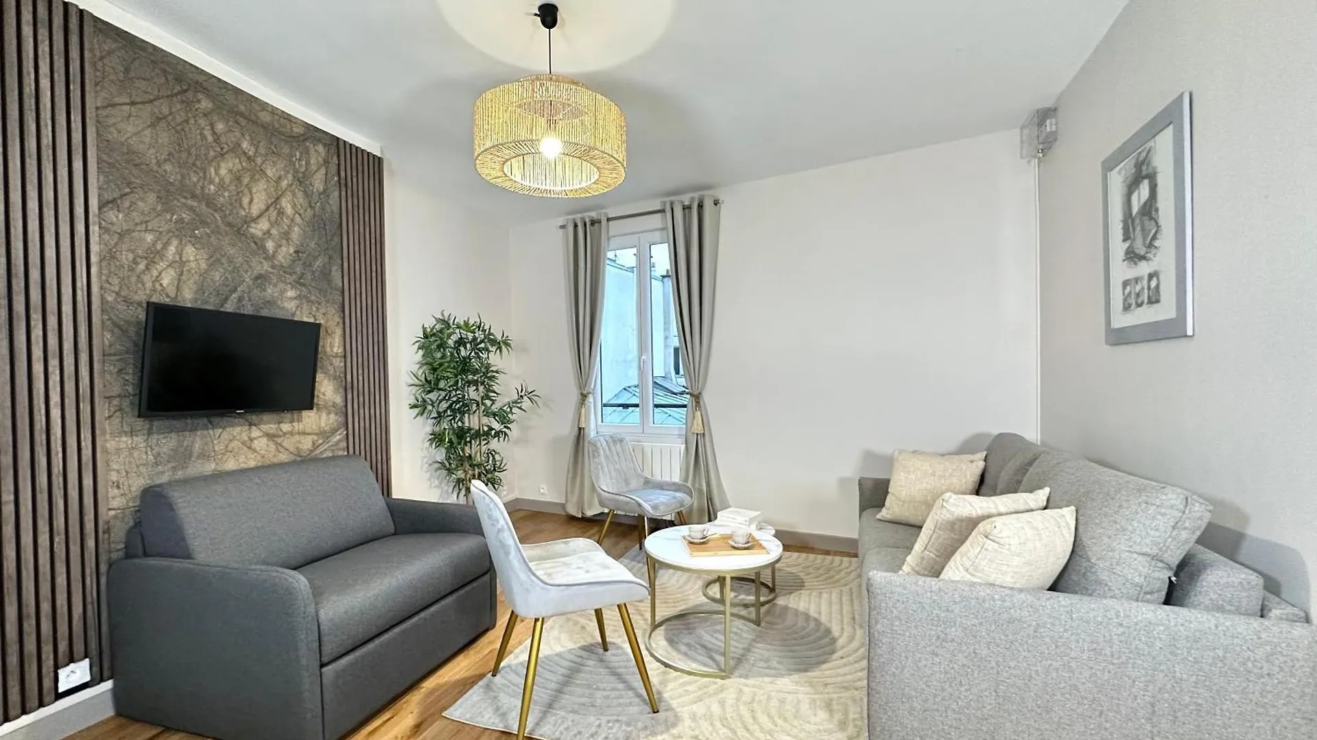 Villette - Buttes Chaumont'S Park -Entire Flats Parijs Appartement