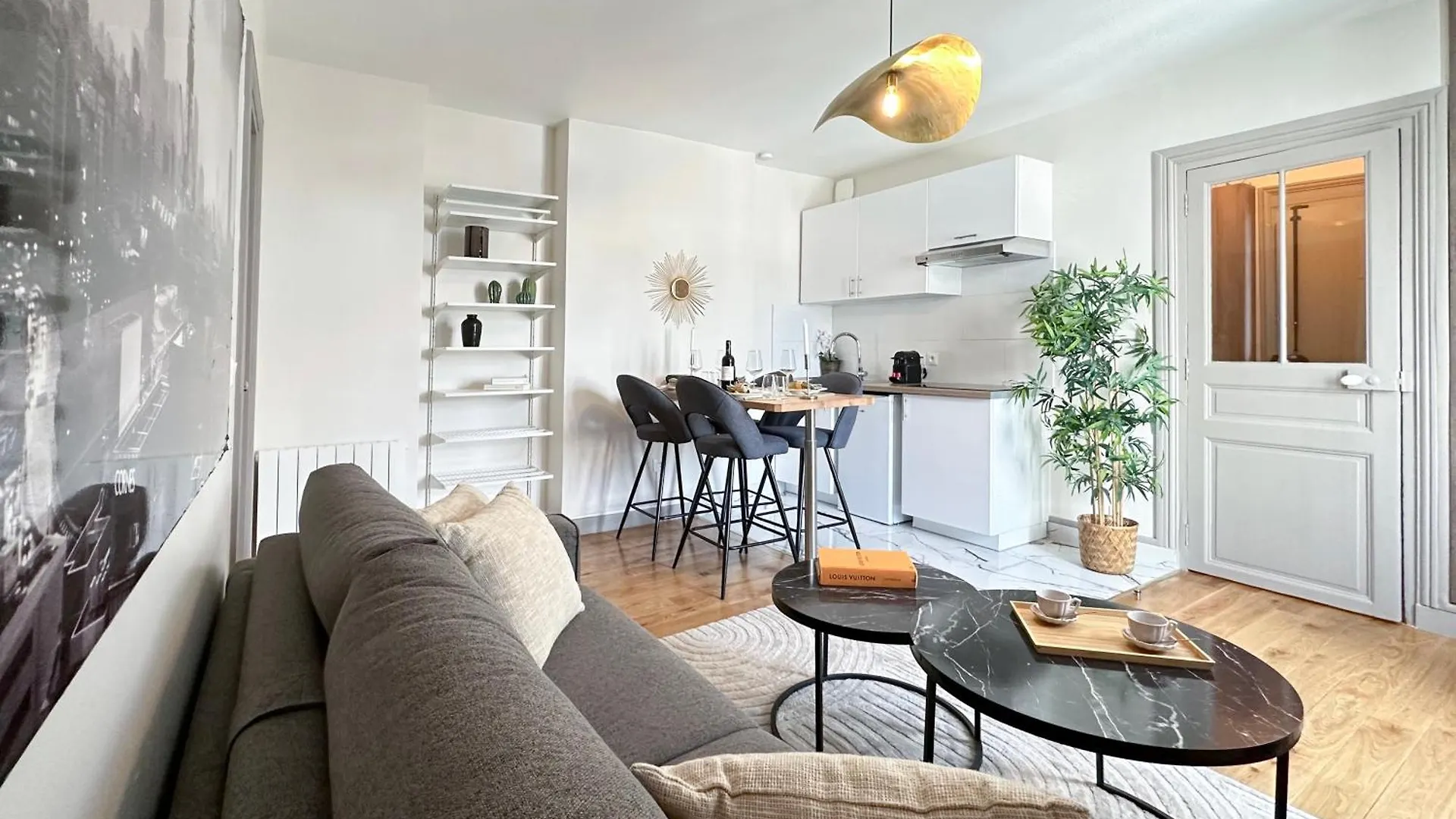 Appartement Villette - Buttes Chaumont'S Park -Entire Flats Parijs Frankrijk